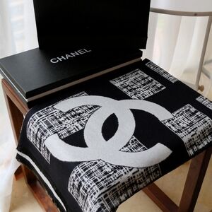<AUTHENTIC>CHANEL Scarf